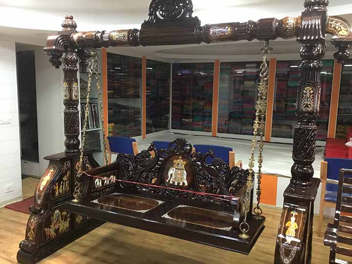 A.M Kaveri Silk And Handicraft Emporium